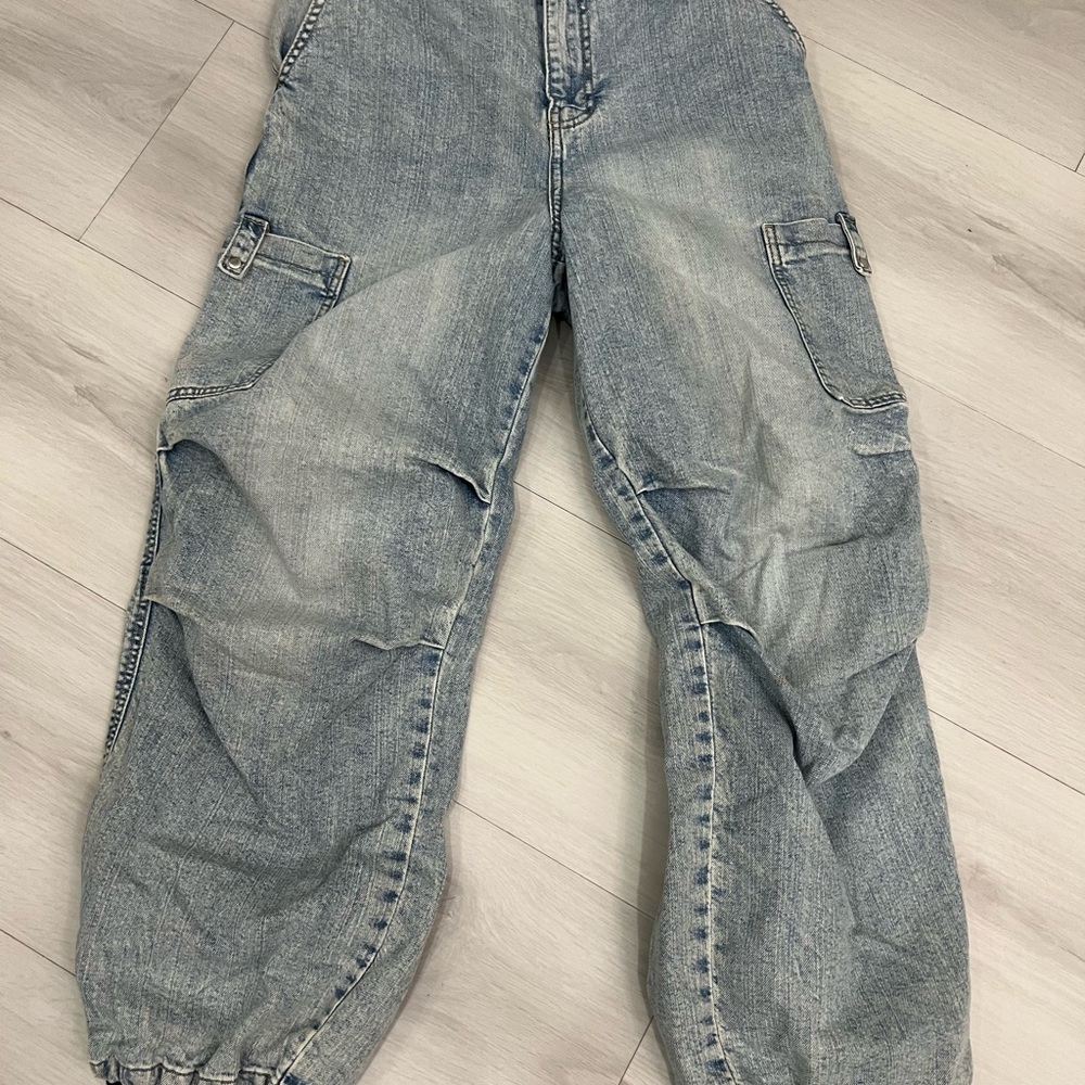 H&M Divied Cargo Jeans - Casual Relaxed Fit